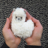 כרית חיבוק מתחממת  - לאמה קטנה