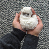 כרית חיבוק מתחממת  - לאמה קטנה