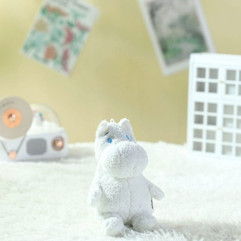 MM37349-Moomintroll-plush-toy-22-cm-13-