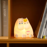 מנורת לילה מומינים מתחבקים