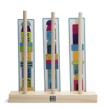 משחק מונטסורי - השחלת חרוזים מעץ מיון צורות וצבעים