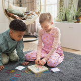 לוח מסמרים וגומיות