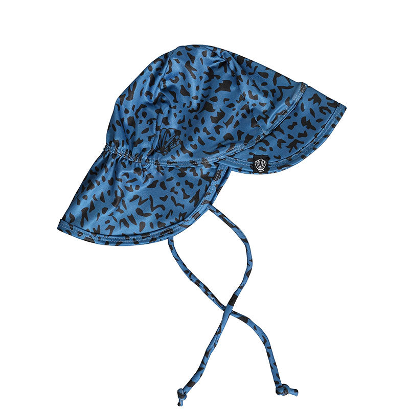 whale-shark-hat-front